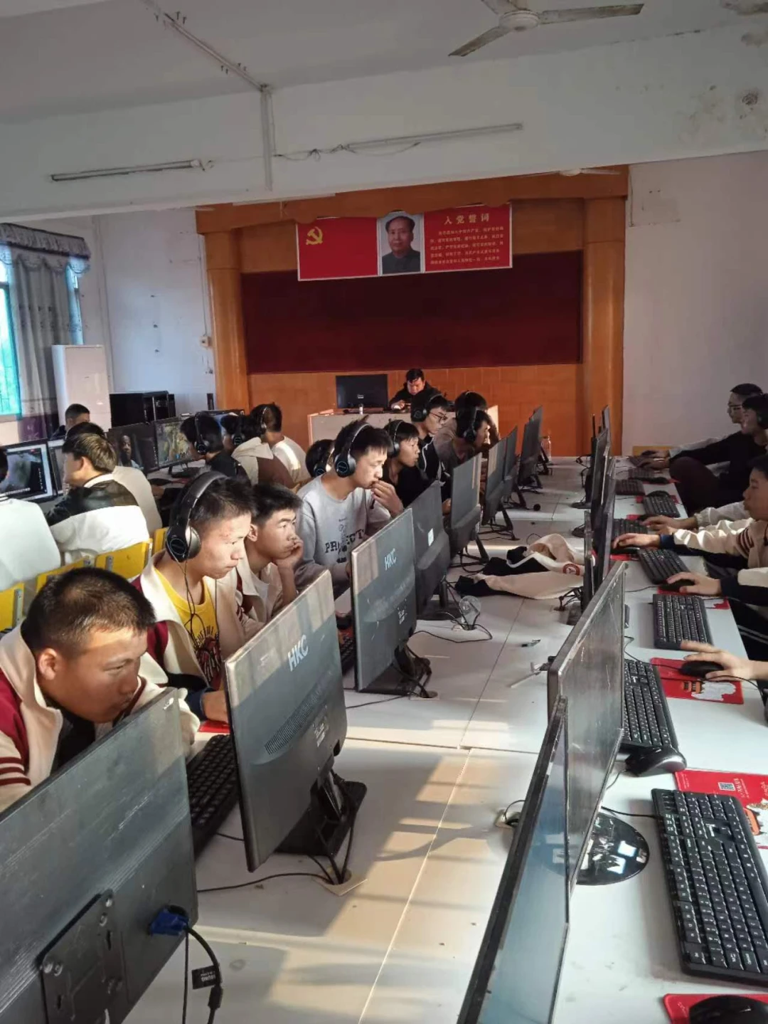 业余篮球运动员如何通过智能放松提高比赛表现？_1
